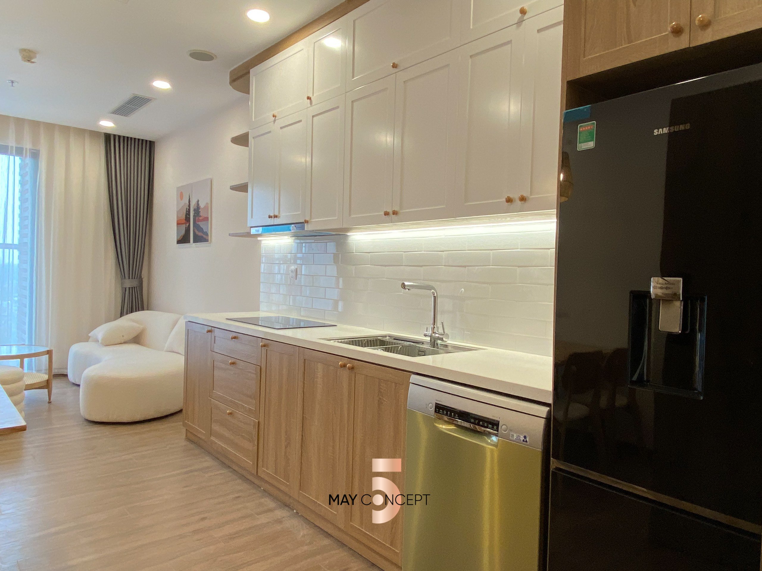 CHỊ THẢO SP....10 - SKY OASIS